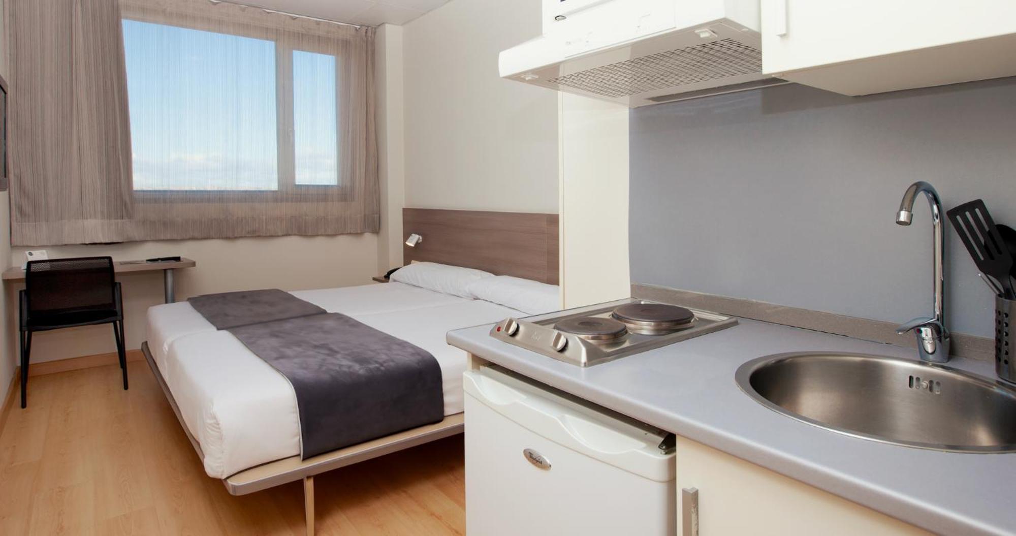 Double or Twin Room with Kitchenette,1742778619:JPEG